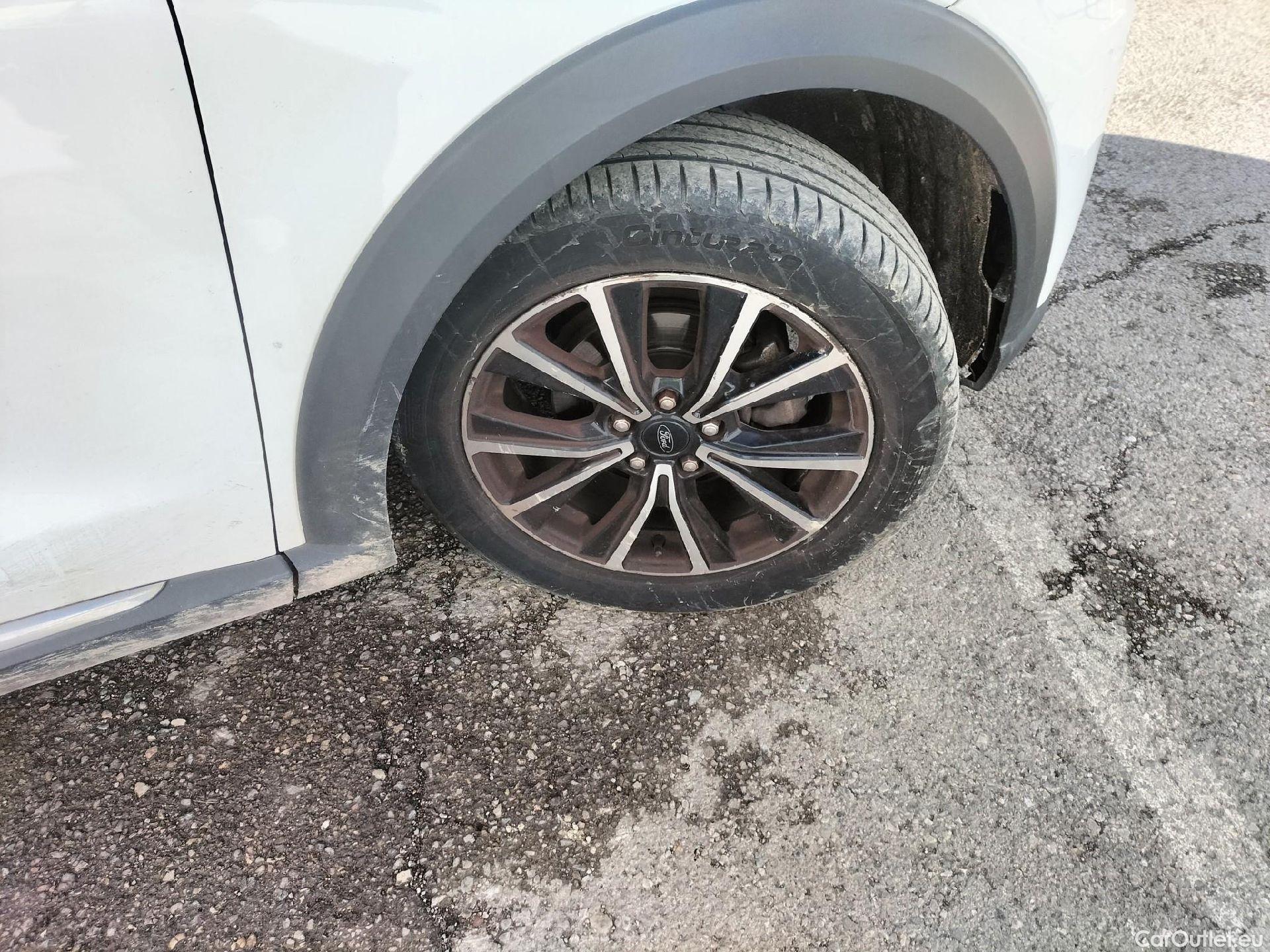  Ford  Puma FORD  / 2019 / 5P / todoterreno 1.0 EcoBoost 92kW (125cv) Titanium MHEV #68