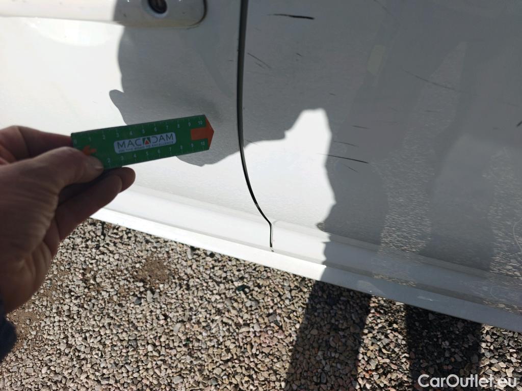  Toyota  Corolla TOYOTA  / 2019 / 5P / familiar 1.8 125H ACTIVE TECH E-CVT TOU SPORT #36