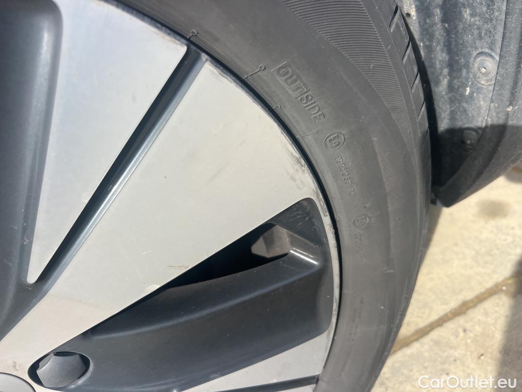  Volvo  XC 40 VOLVO XC40 / 2017 / 5P / todoterreno 1.5 T4 Twin Recharge Inscription Ex Auto #5