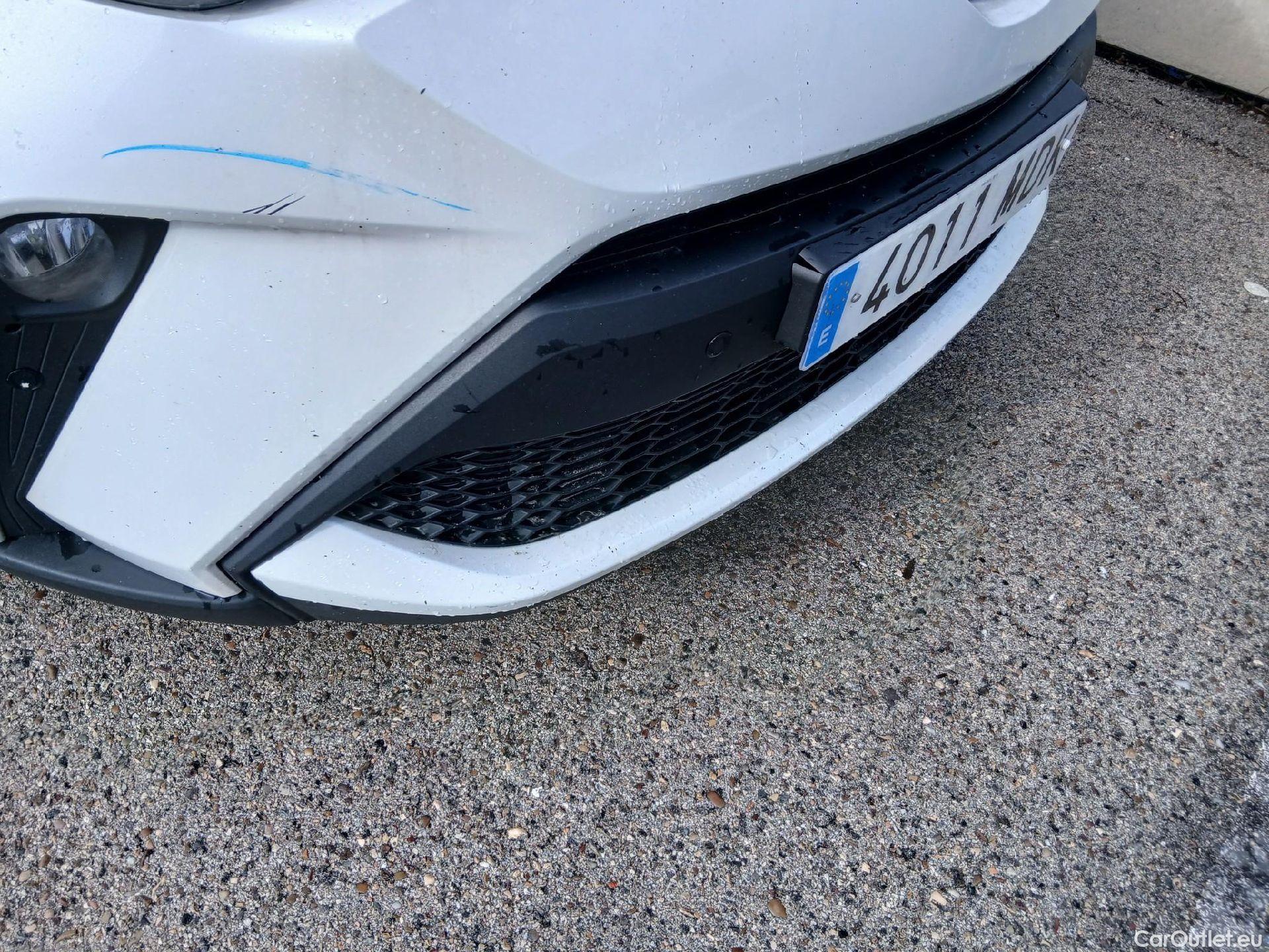  Toyota  C-HR TOYOTA  / 2019 / 5P / todoterreno 1.8 125H Advance #22