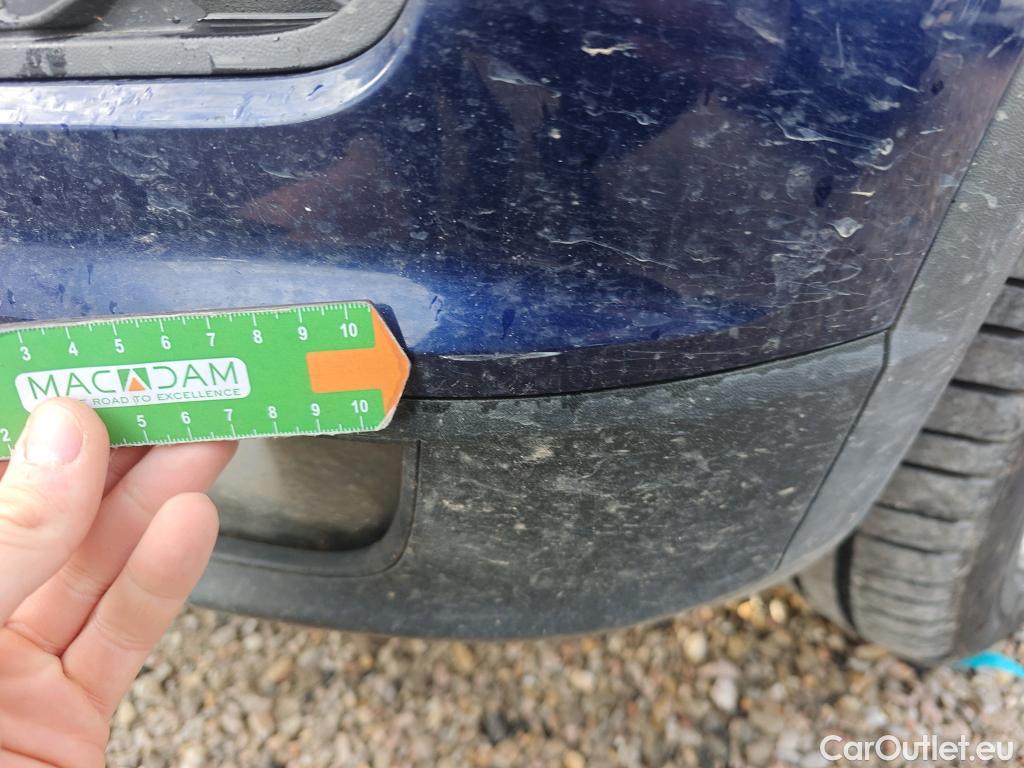  Volkswagen  T-ROC VOLKSWAGEN  / 2017 / 5P / todoterreno Advance 1.6 TDI 85kW (115CV) #36