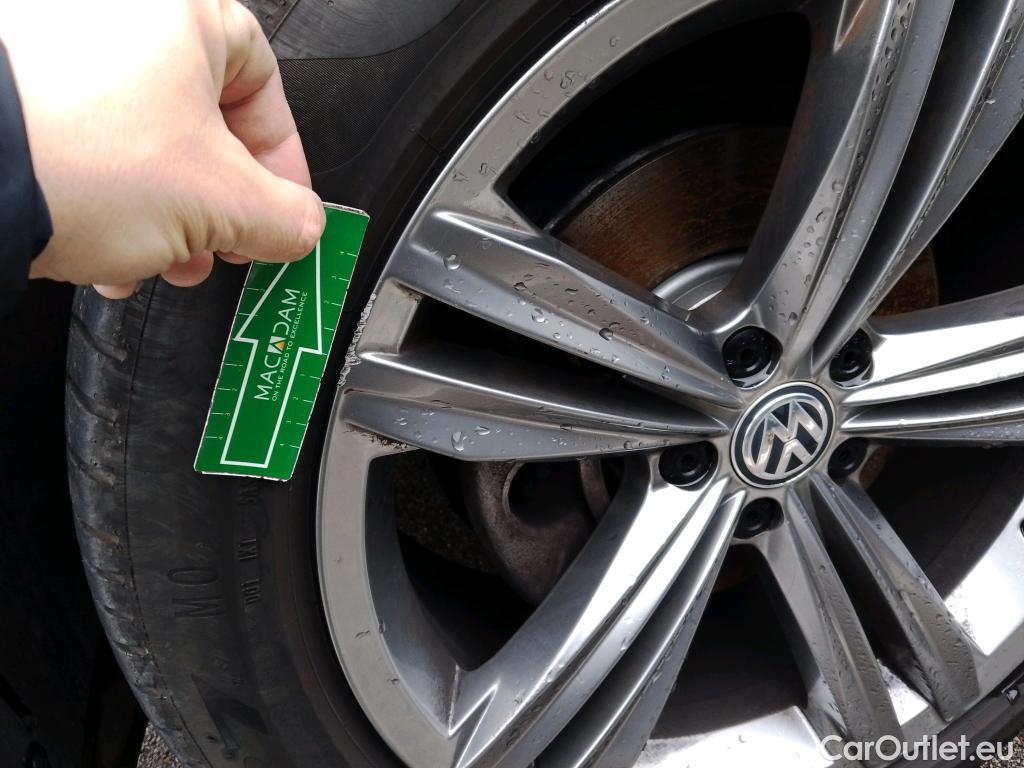  Volkswagen  Tiguan VOLKSWAGEN  Allspace / 2017 / 5P / todoterreno Sport 1.5 TSI 110kW (150CV) DSG #24