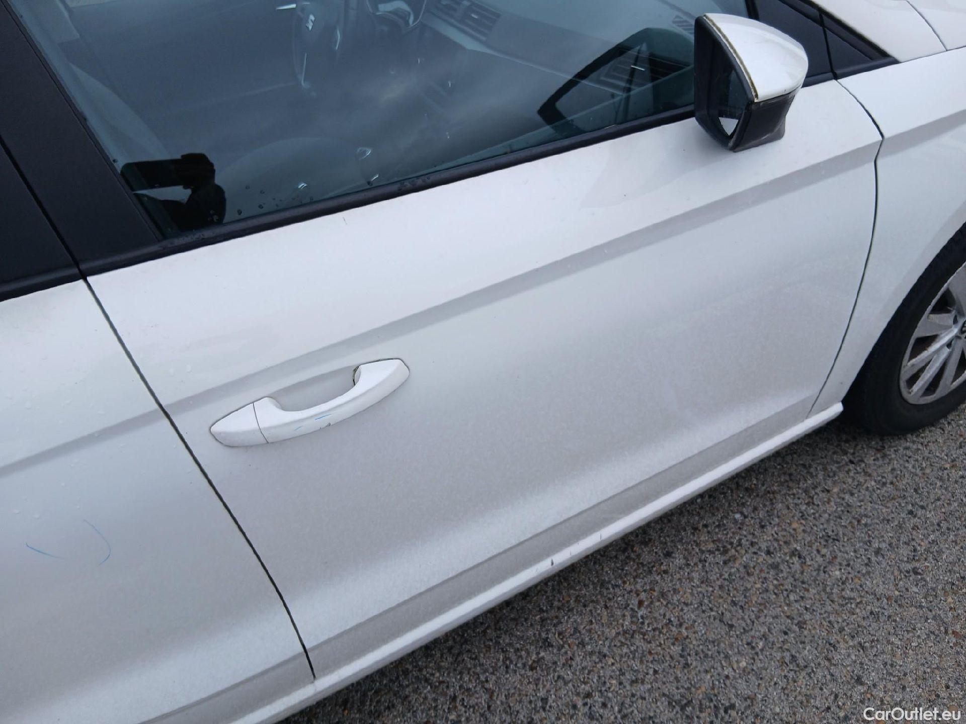  Seat  Ibiza SEAT  / 2017 / 5P / berlina con portón 1.0 EcoTSI 70kW (95CV) Style Plus #26