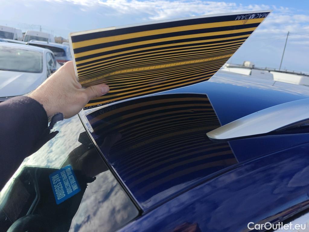  Volkswagen  T-ROC VOLKSWAGEN  / 2017 / 5P / todoterreno Advance 1.6 TDI 85kW (115CV) #2