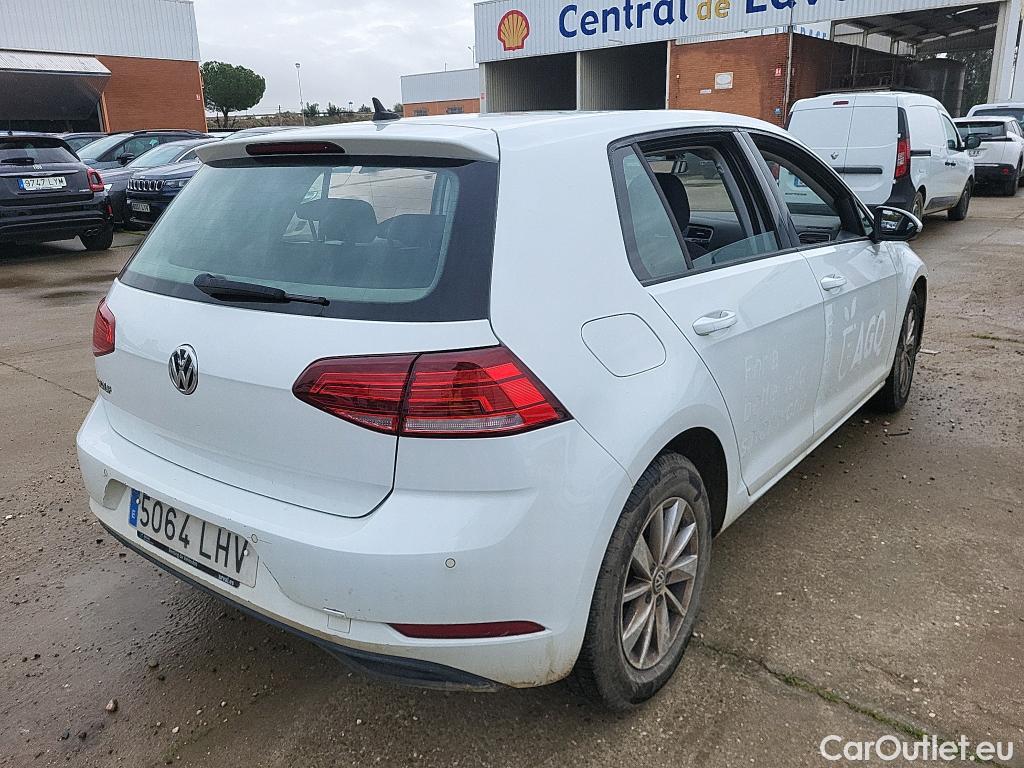  Volkswagen  Golf  VOLKSWAGEN / 2016 / 5P / berlina con portón Last Edition 1.6 TDI 85kW (115CV) #12