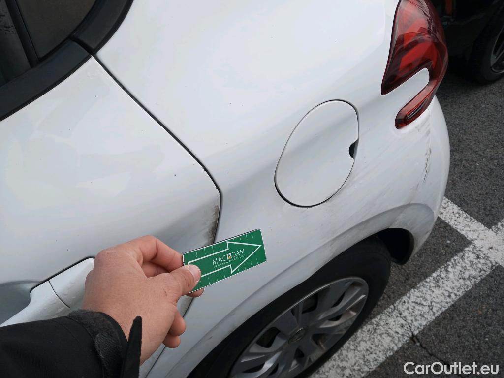  Peugeot  208 PEUGEOT  5p 1G berlina con portón 5P ACTIVE 1.6 BlueHDi 100 #29