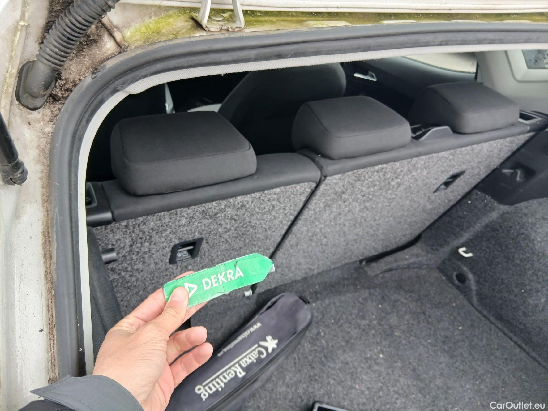  Seat  Ibiza SEAT  / 2017 / 5P / berlina con portón 1.0 EcoTSI 70kW (95CV) Style Plus #20