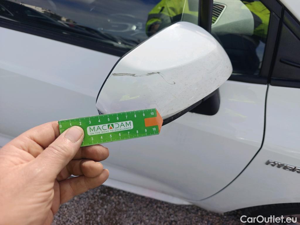  Toyota  Corolla TOYOTA  / 2019 / 5P / familiar 1.8 125H ACTIVE TECH E-CVT TOU SPORT #39