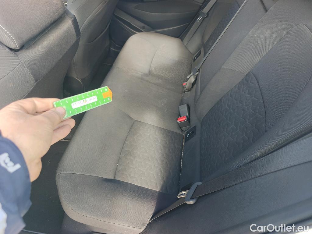  Toyota  Corolla TOYOTA  / 2019 / 5P / familiar 1.8 125H ACTIVE TECH E-CVT TOU SPORT #16