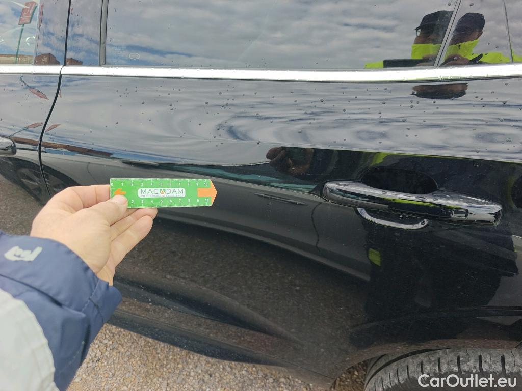  Volvo  XC60 VOLVO  / 2017 / 5P / todoterreno 2.0 B4 D Core Auto #3