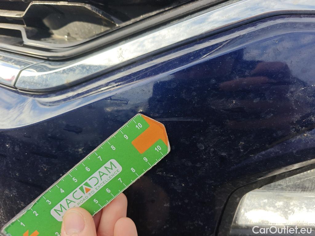  Volkswagen  T-ROC VOLKSWAGEN  / 2017 / 5P / todoterreno Advance 1.6 TDI 85kW (115CV) #38