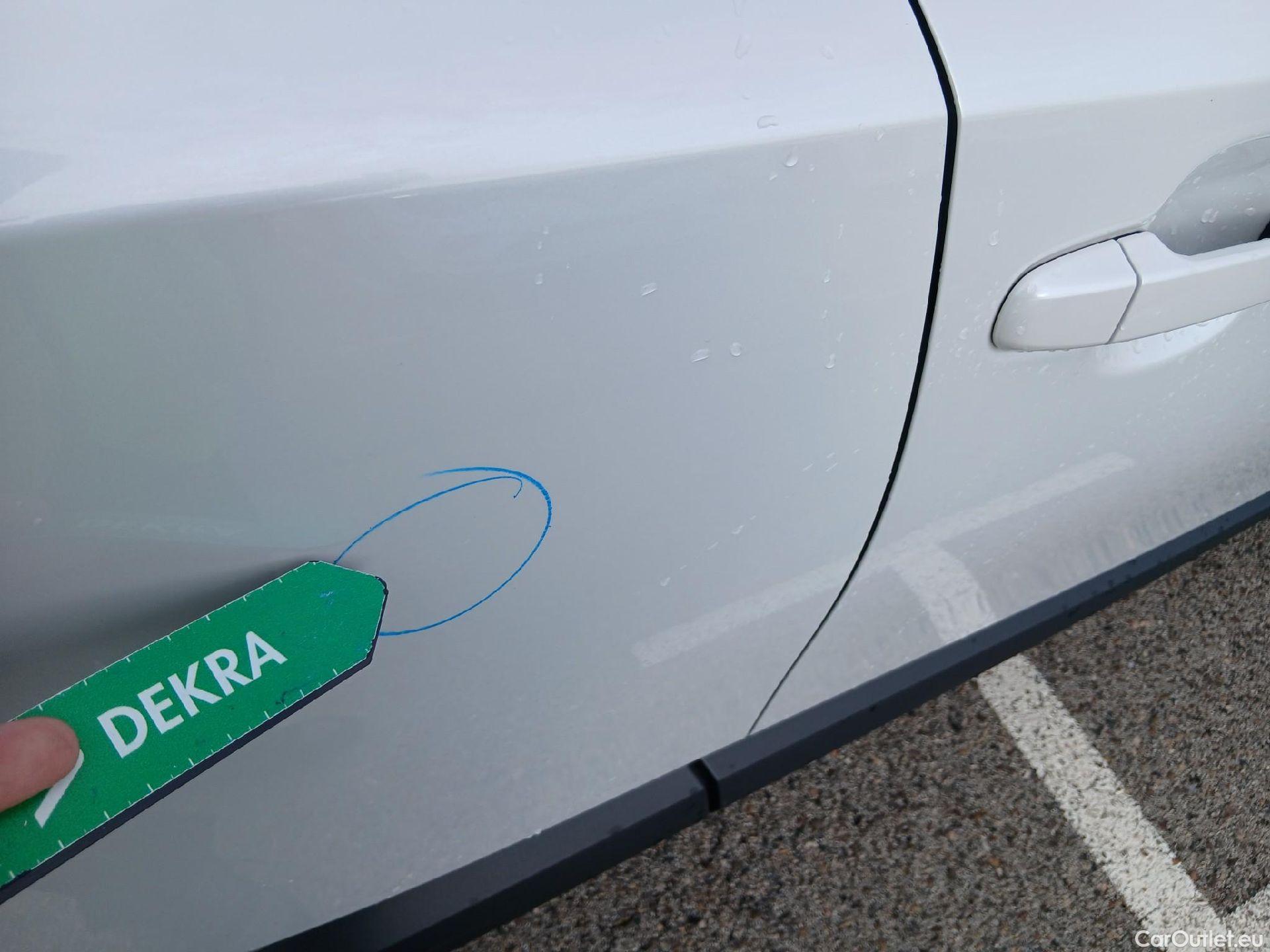  Toyota  C-HR TOYOTA  / 2019 / 5P / todoterreno 1.8 125H Advance #43