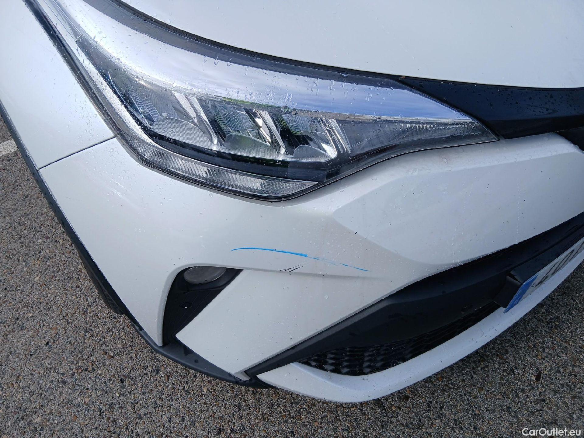  Toyota  C-HR TOYOTA  / 2019 / 5P / todoterreno 1.8 125H Advance #20