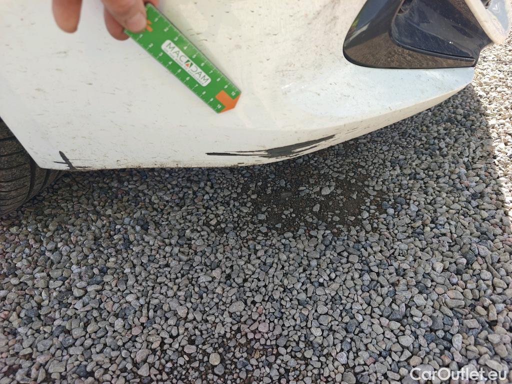  Toyota  Corolla TOYOTA  / 2019 / 5P / familiar 1.8 125H ACTIVE TECH E-CVT TOU SPORT #7