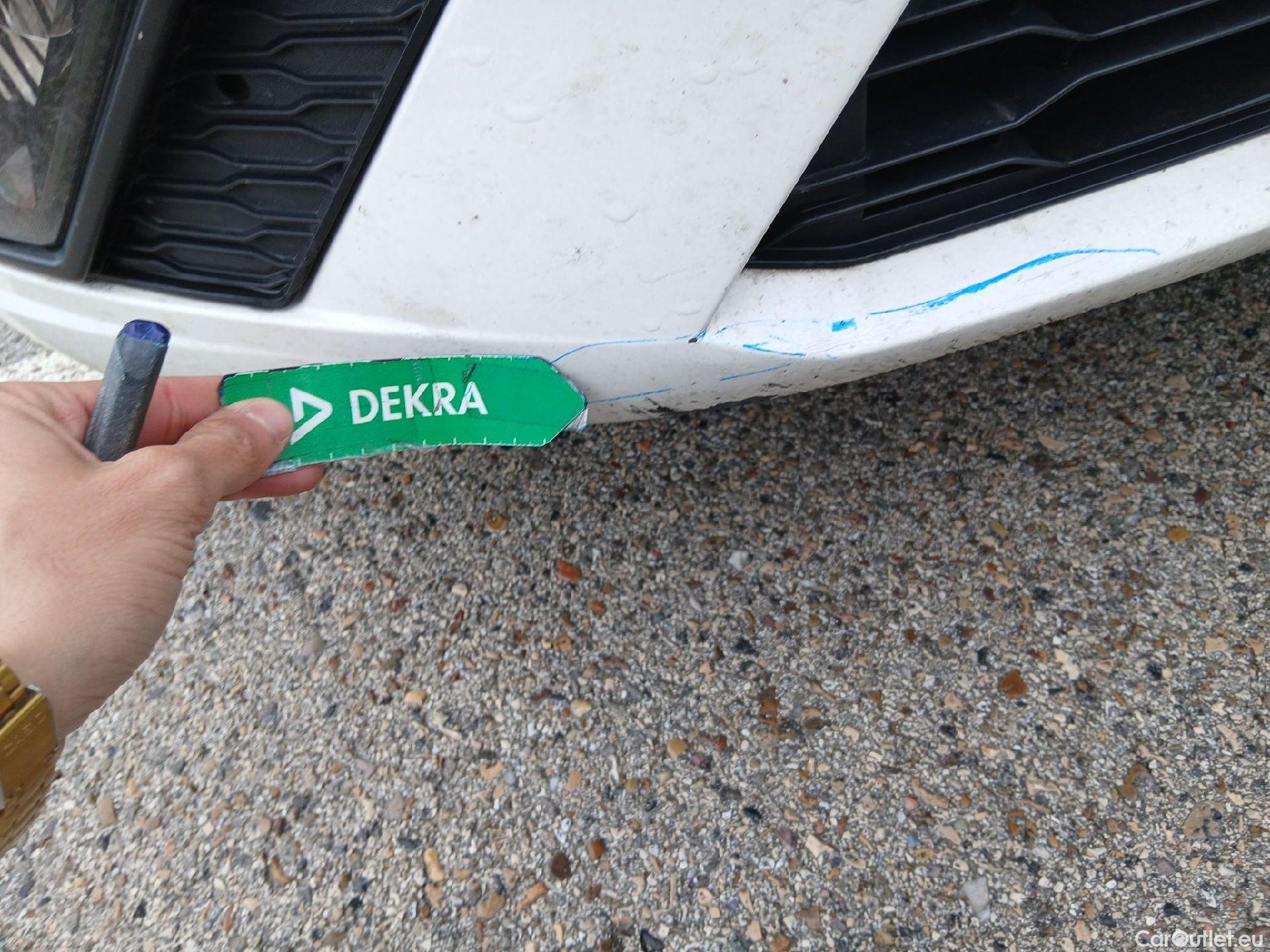  Seat  Ibiza SEAT  / 2017 / 5P / berlina con portón 1.0 EcoTSI 70kW (95CV) Style Plus #2