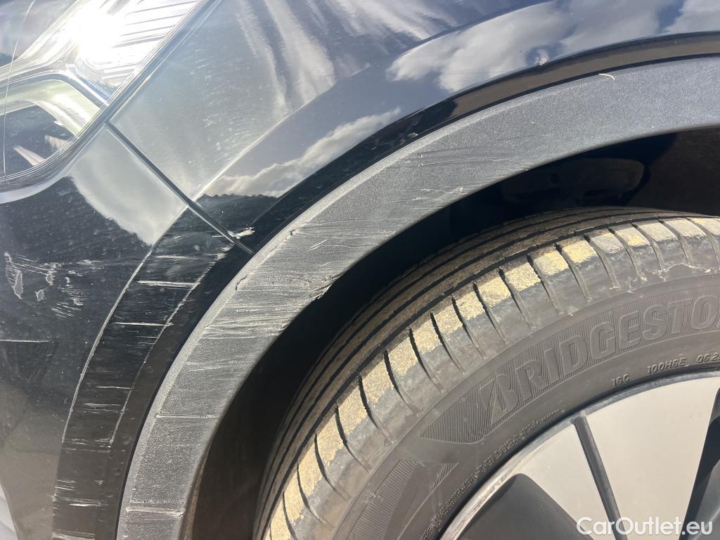  Volvo  XC 40 VOLVO XC40 / 2017 / 5P / todoterreno 1.5 T4 Twin Recharge Inscription Ex Auto #17