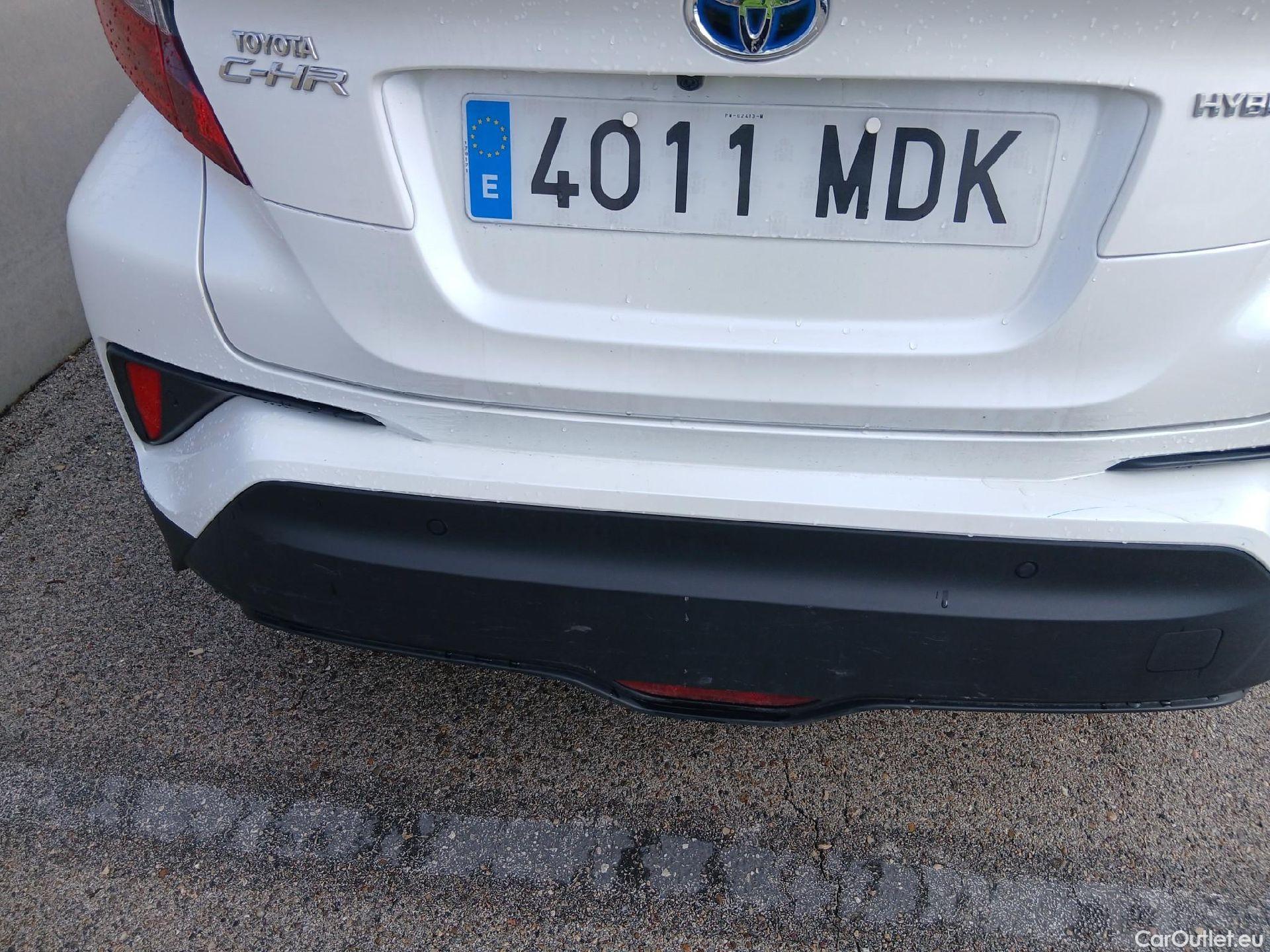  Toyota  C-HR TOYOTA  / 2019 / 5P / todoterreno 1.8 125H Advance #40