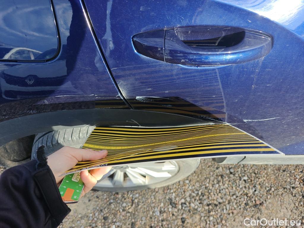  Volkswagen  T-ROC VOLKSWAGEN  / 2017 / 5P / todoterreno Advance 1.6 TDI 85kW (115CV) #7