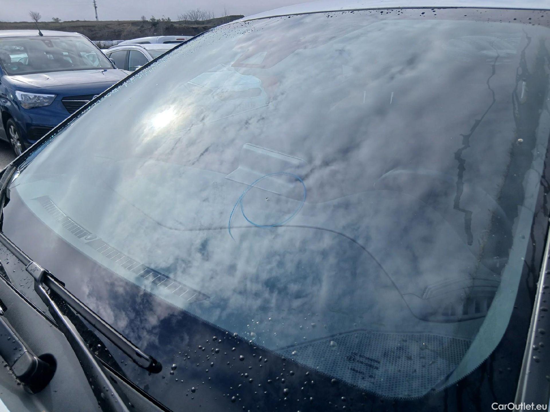  Toyota  C-HR TOYOTA  / 2019 / 5P / todoterreno 1.8 125H Advance #18