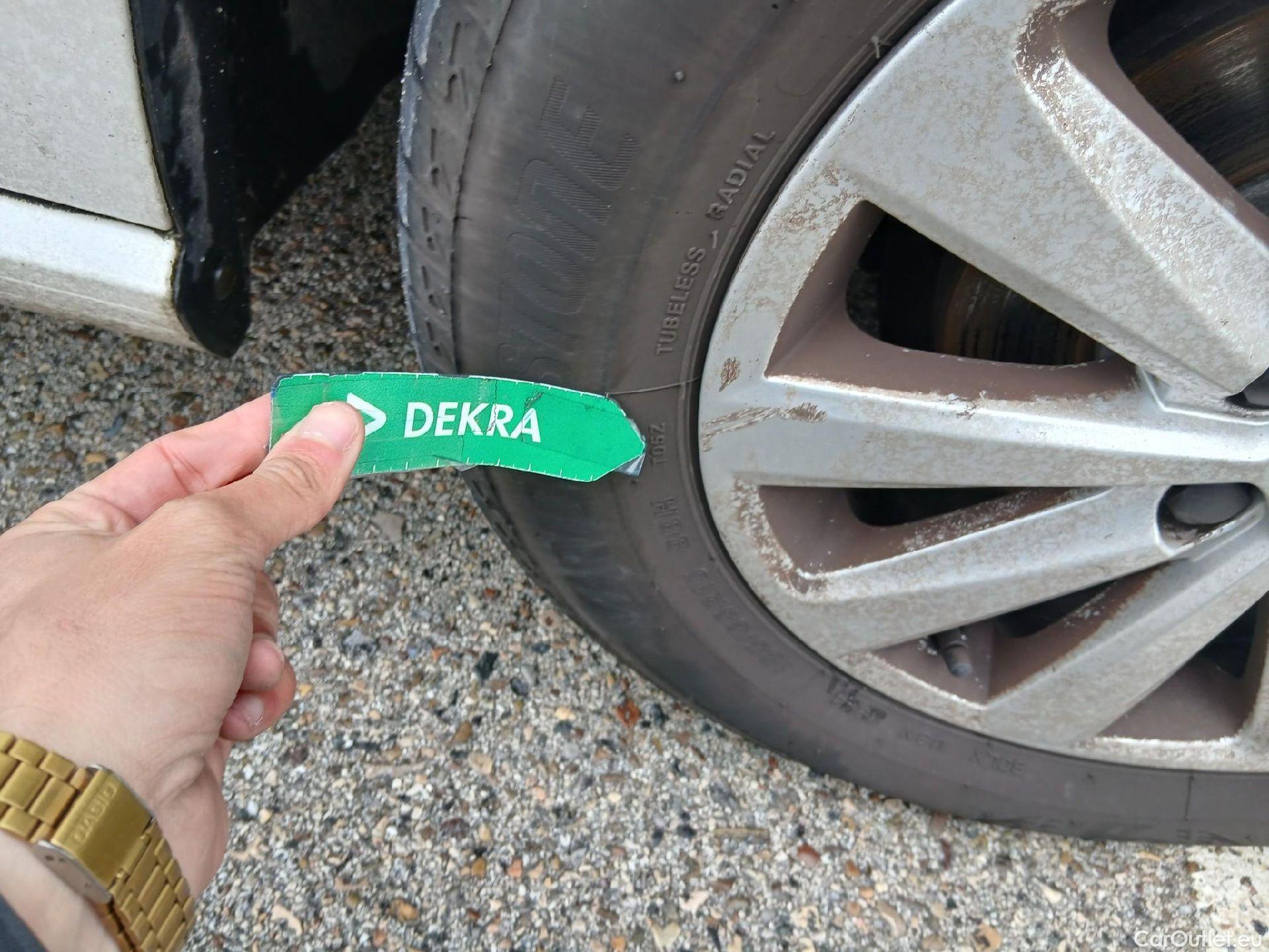  Seat  Ibiza SEAT  / 2017 / 5P / berlina con portón 1.0 EcoTSI 70kW (95CV) Style Plus #30