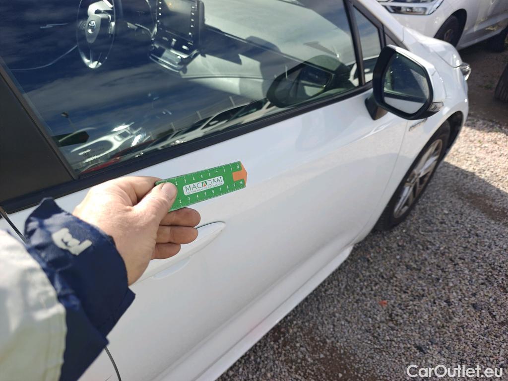  Toyota  Corolla TOYOTA  / 2019 / 5P / familiar 1.8 125H ACTIVE TECH E-CVT TOU SPORT #37