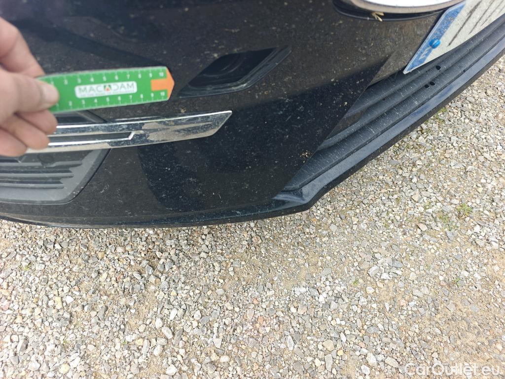  Volvo  XC60 VOLVO  / 2017 / 5P / todoterreno 2.0 B4 D Core Auto #13