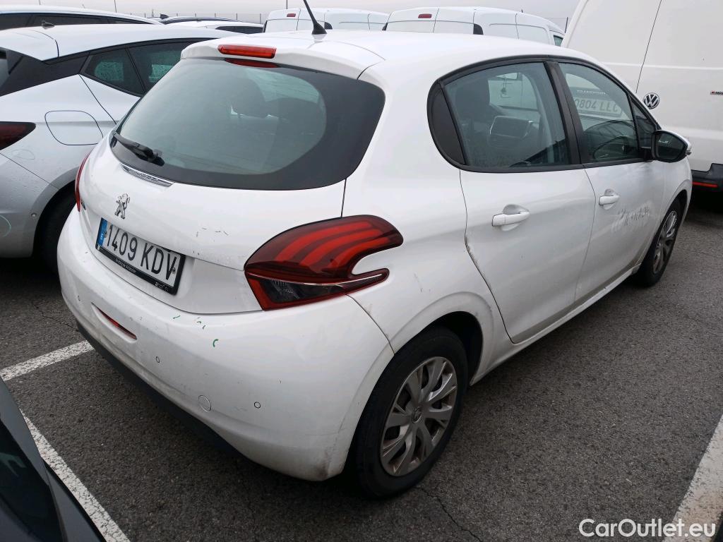  Peugeot  208 PEUGEOT  5p 1G berlina con portón 5P ACTIVE 1.6 BlueHDi 100 #5