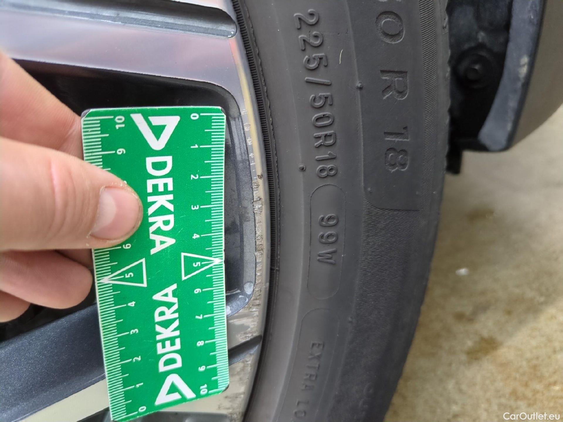  Bmw  X2 Série  sDrive 18i Lounge 1.5 135CV BVM6 E6d #5