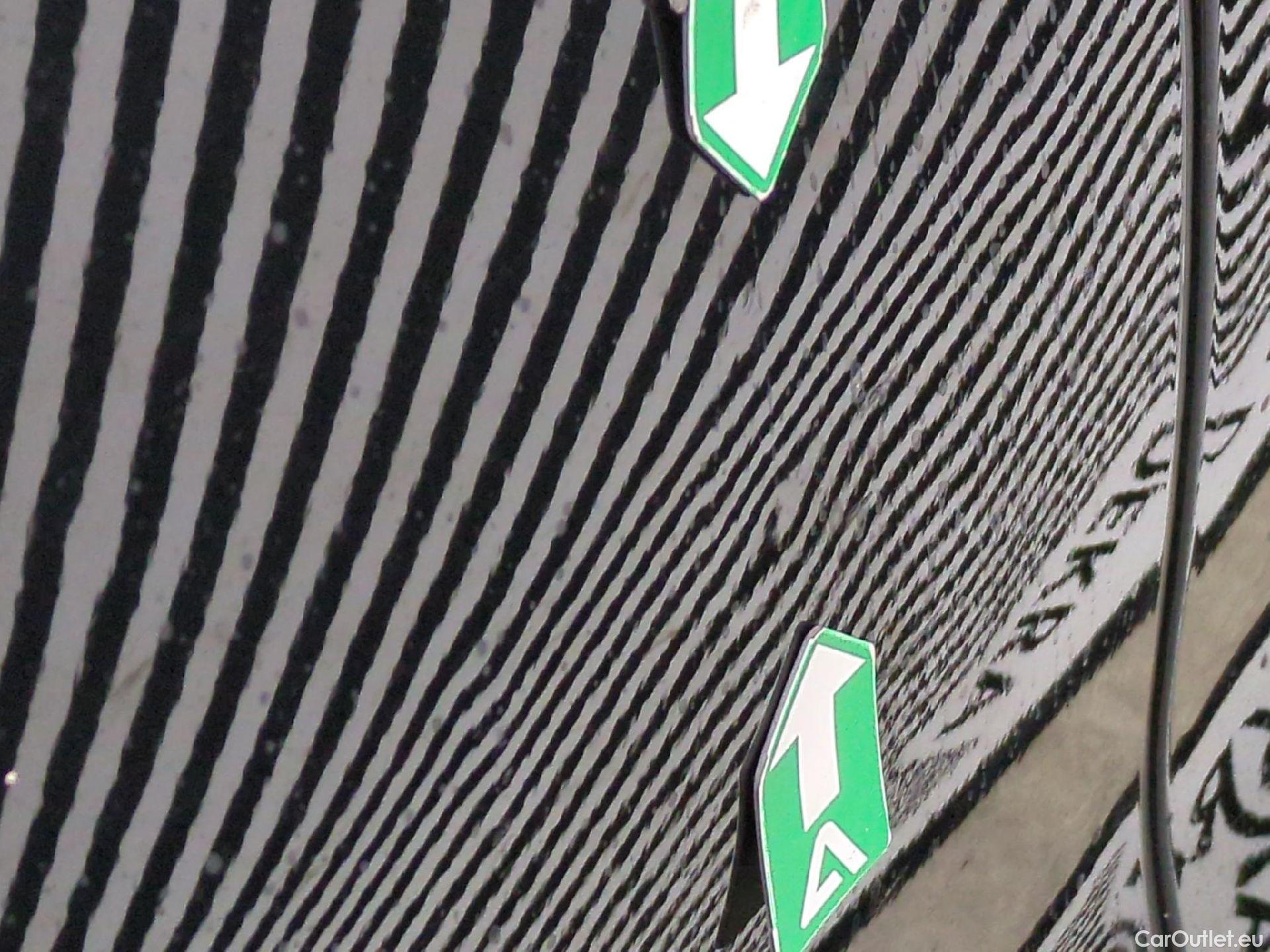  Bmw  X2 Série  sDrive 18i Lounge 1.5 135CV BVM6 E6d #10