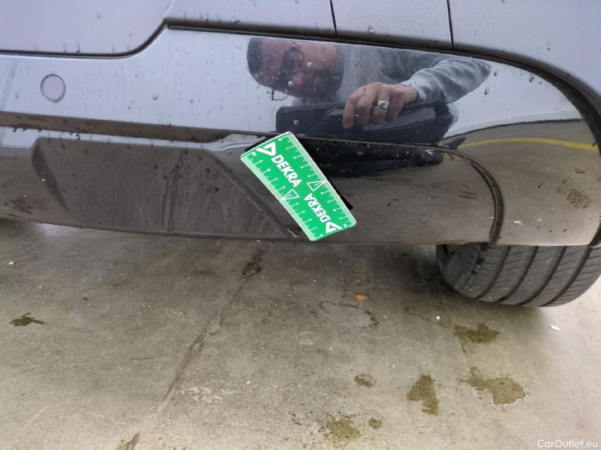  Bmw  X2 Série  sDrive 18i Lounge 1.5 135CV BVM6 E6d #40