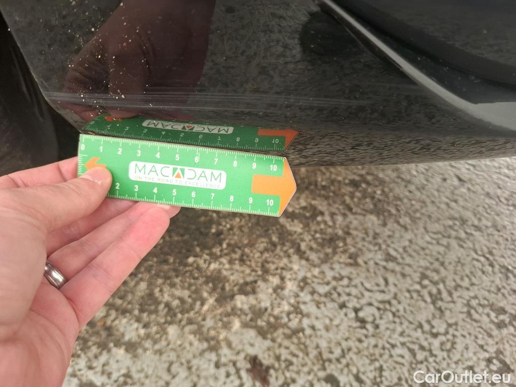  KIA  Sportage KIA  / 2021 / 5P / SUV 1.6 T-GDI 265 PHEV AUTO 4WD GT-L PREM BU #9