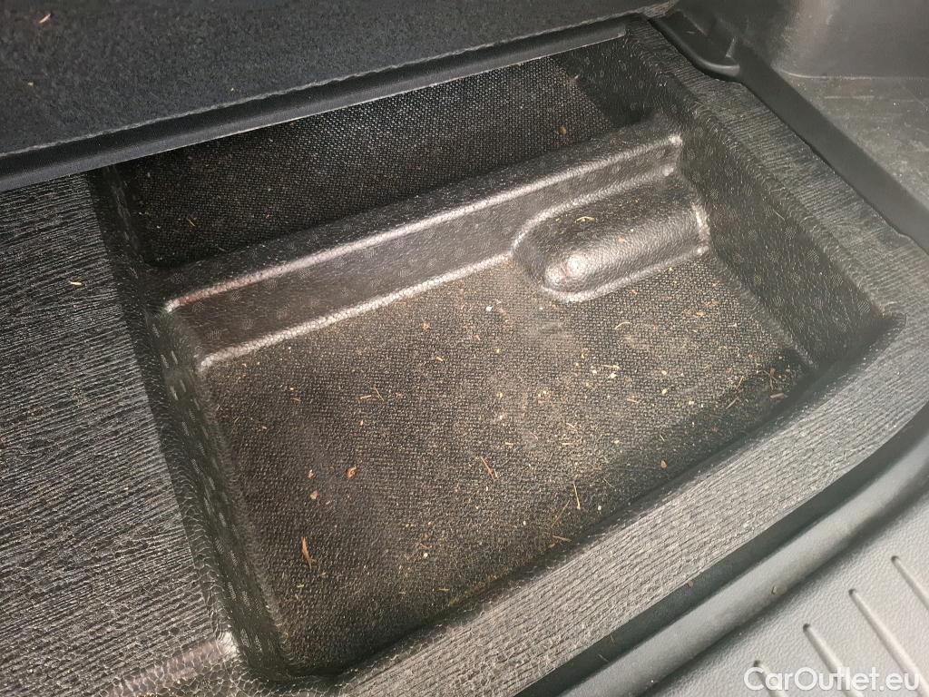  KIA  Sportage KIA  / 2021 / 5P / SUV 1.6 T-GDI 265 PHEV AUTO 4WD GT-L PREM BU #11