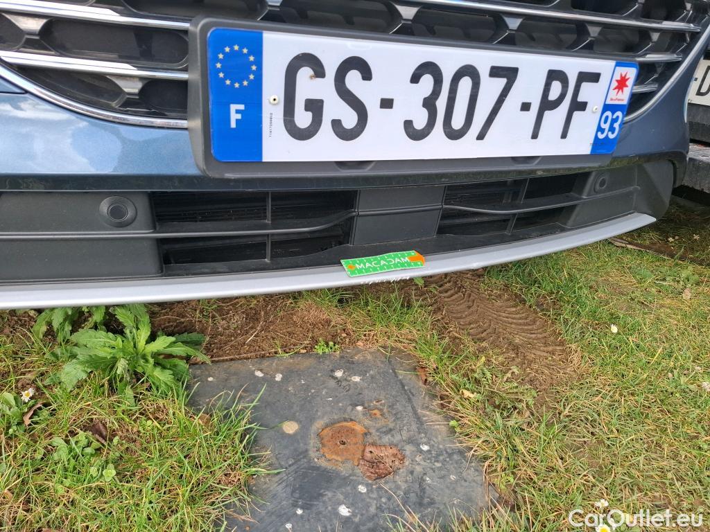  Ford  Kuga FORD  / 2019 / 5P / SUV 2.5 190 hybrid Flexifuel Pshift Titanium #30