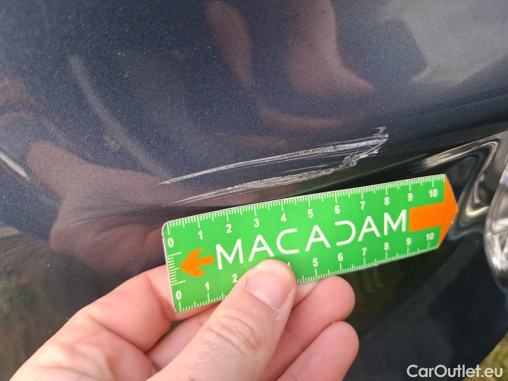  Ford  Kuga FORD  / 2019 / 5P / SUV 2.5 190 hybrid Flexifuel Pshift Titanium #9