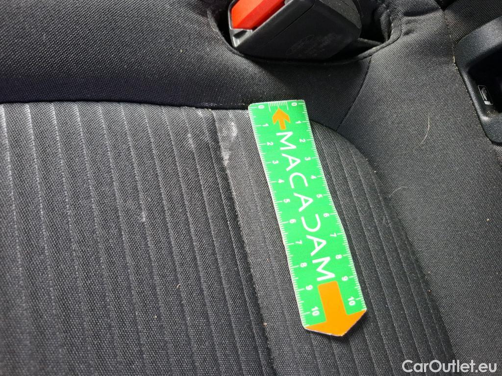  Ford  Kuga FORD  / 2019 / 5P / SUV 2.5 190 hybrid Flexifuel Pshift Titanium #25