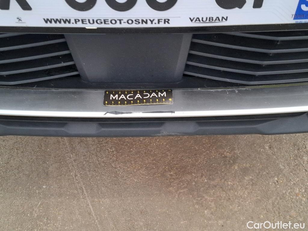  Peugeot  3008 PEUGEOT  2020 5P SUV 1.6 HYBRID 225 EAT8 Allure Pack #40