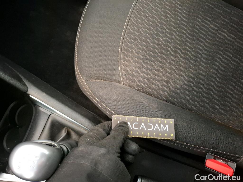  Peugeot  208 PEUGEOT  5p Berline BLUEHDI 100 ¤6.c S&S ACTIVE BUSINESS #28