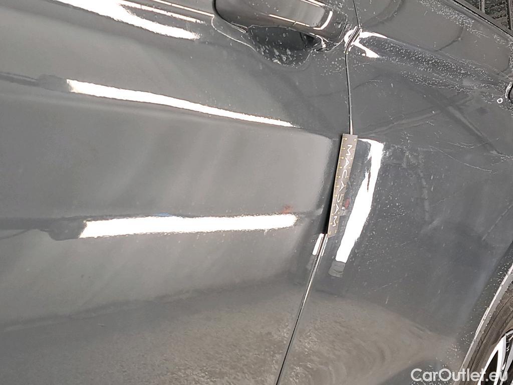  Volkswagen  Tiguan VOLKSWAGEN  / 2020 / 5P / SUV 1.5 TSI 130 BMV6 Active(SP) #6