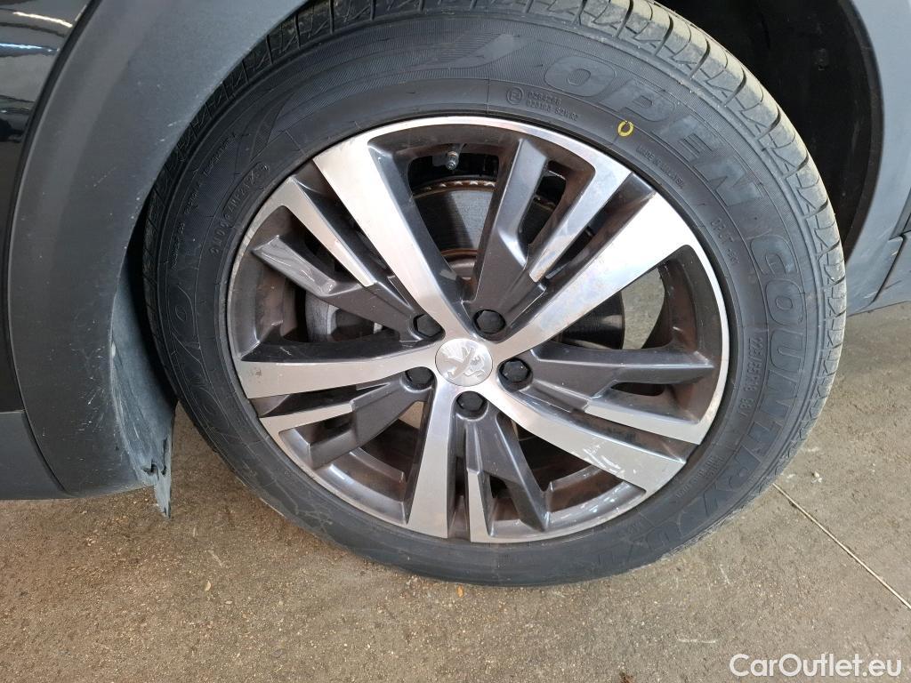  Peugeot  3008 PEUGEOT  2020 5P SUV 1.6 HYBRID 225 EAT8 Allure Pack #18