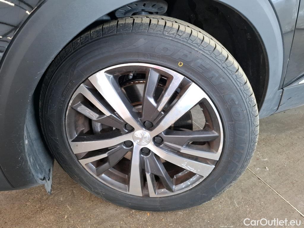  Peugeot  3008 PEUGEOT  2020 5P SUV 1.6 HYBRID 225 EAT8 Allure Pack #17