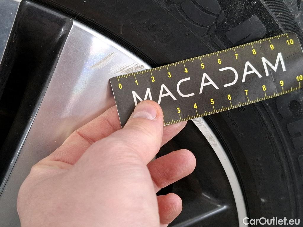  Peugeot  3008 PEUGEOT  2020 5P SUV 1.6 HYBRID 225 EAT8 Allure Pack #50