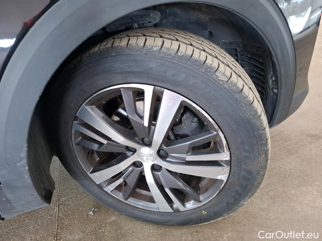  Peugeot  3008 PEUGEOT  2020 5P SUV 1.6 HYBRID 225 EAT8 Allure Pack #24