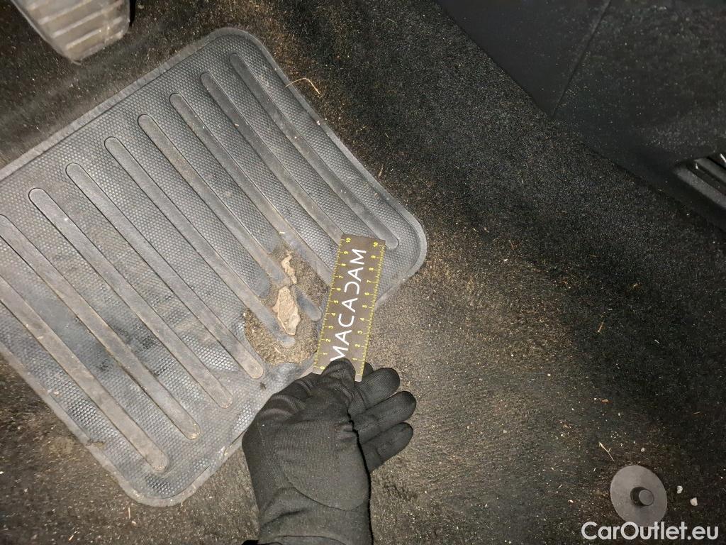  Peugeot  208 PEUGEOT  5p Berline BLUEHDI 100 ¤6.c S&S ACTIVE BUSINESS #2