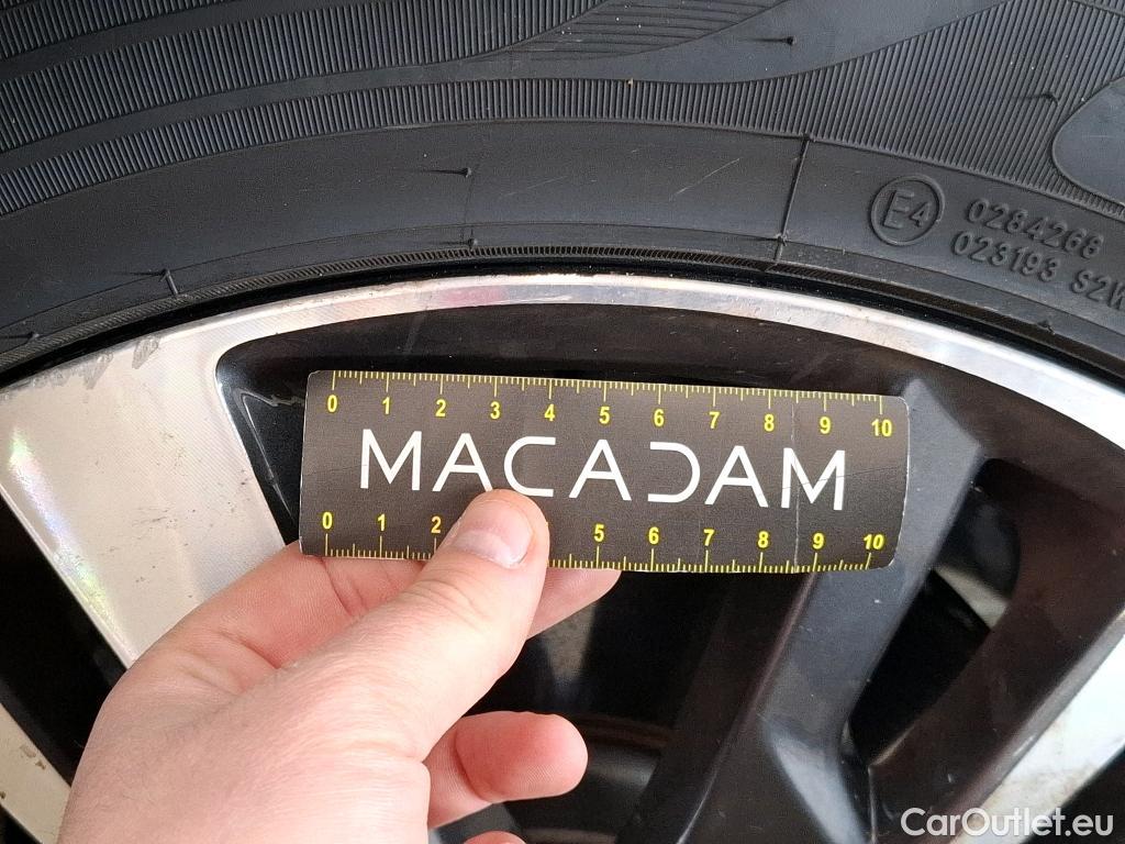  Peugeot  3008 PEUGEOT  2020 5P SUV 1.6 HYBRID 225 EAT8 Allure Pack #22