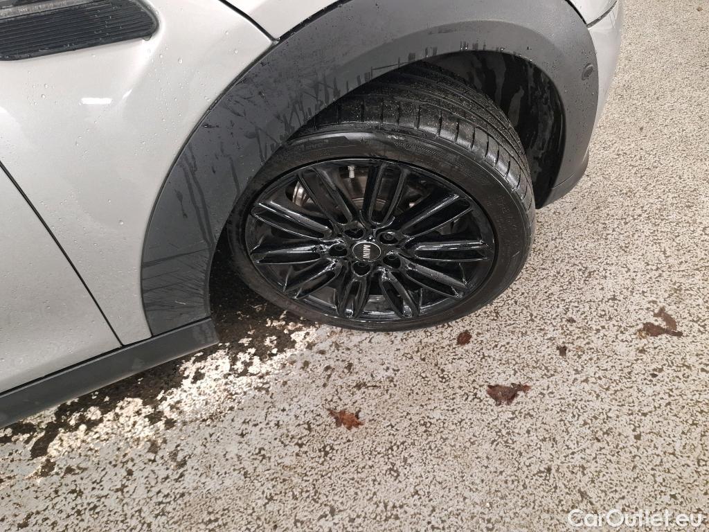  Mini  Cooper MINI Mini / 2021 / 5P / Berline  Edition Premium Plus 136 ch BVA7 #1