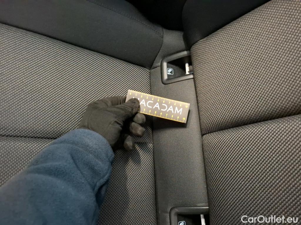  Audi  A3 AUDI  Sportback / 2020 / 5P / Berline 35 TFSI 150 MHEV S Tronic Business Line #44