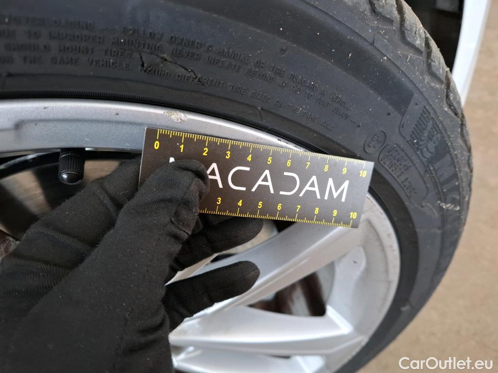  Audi  A3 AUDI  Sportback / 2020 / 5P / Berline 35 TFSI 150 MHEV S Tronic Business Line #15