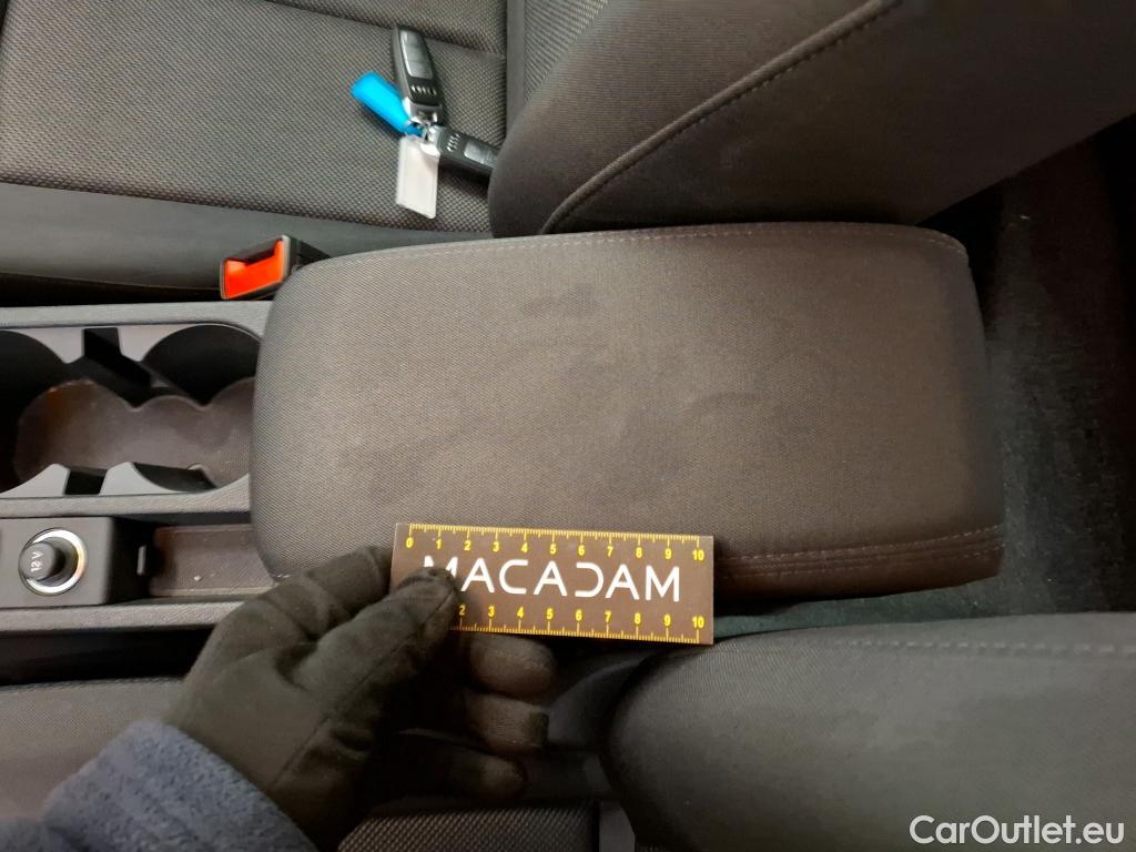  Audi  A3 AUDI  Sportback / 2020 / 5P / Berline 35 TFSI 150 MHEV S Tronic Business Line #39