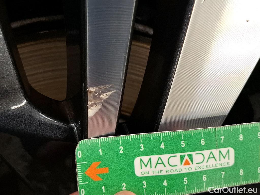  Peugeot  3008 PEUGEOT  / 2016 / 5P / SUV BlueHDi 130 S&S EAT8 ALLURE #11