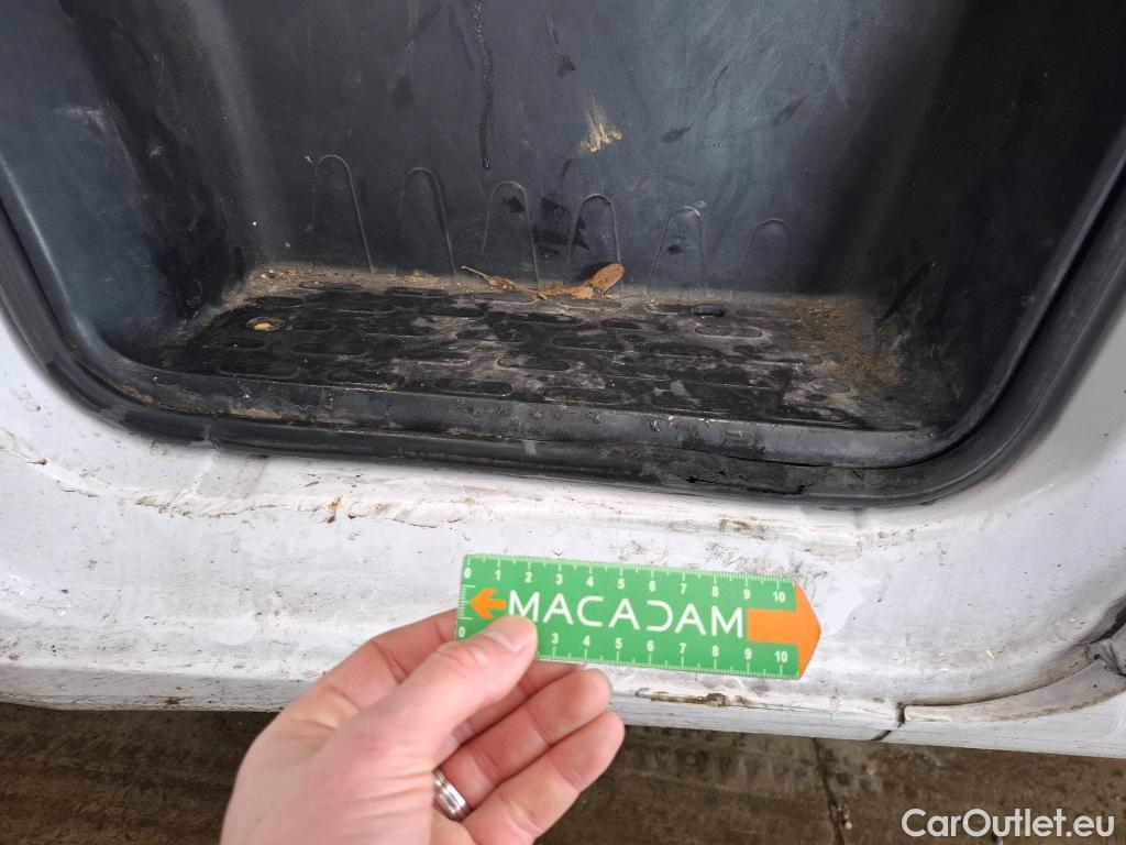  Peugeot  Boxer PEUGEOT  / 2014 / 4P / Fourgon tôlé BlueHDi S&S 120 PREMIUM 330 L1H1 #18